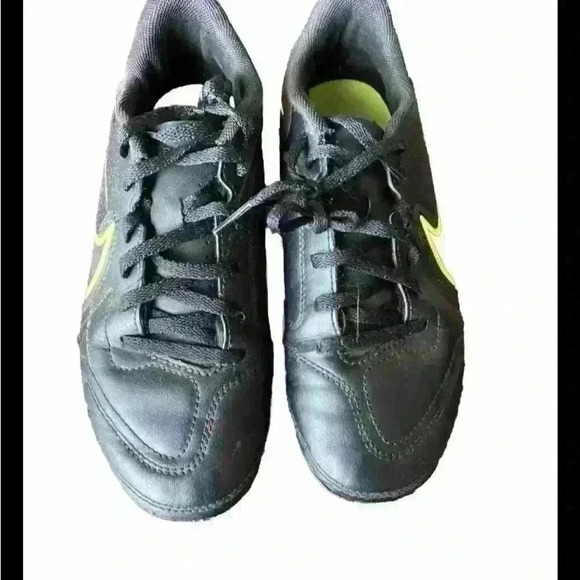 Nike Jr Legend 9 Club FG/MG Soccer Cleats ➖Size 6 youth yellow/black - Picture 1 of 6